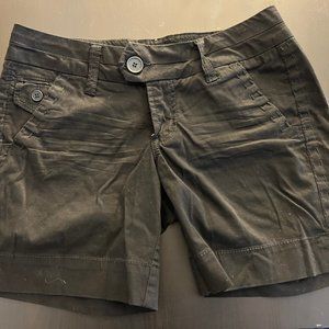 BKE Belle - Black Shorts with pockets - SZ 28